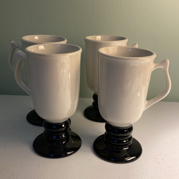 Vintage Hall 1273 Irish Coffee Pedestal Mug - Picture 2 of 7